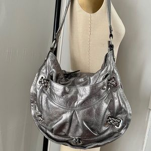 NWOT silver leather b makowsky bag